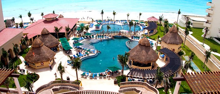 GR Solaris Cancun