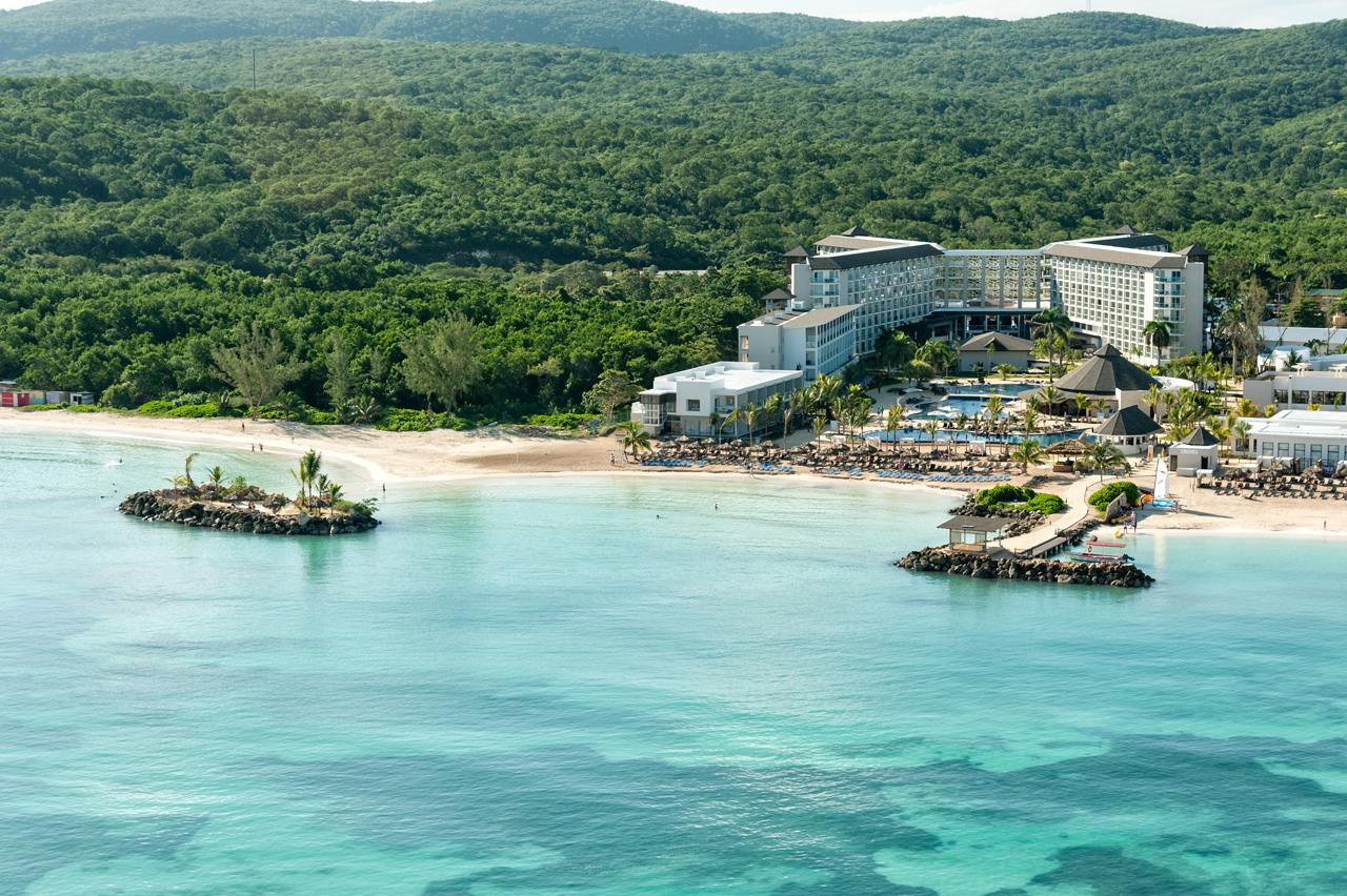 Royalton Hideaway Blue Waters