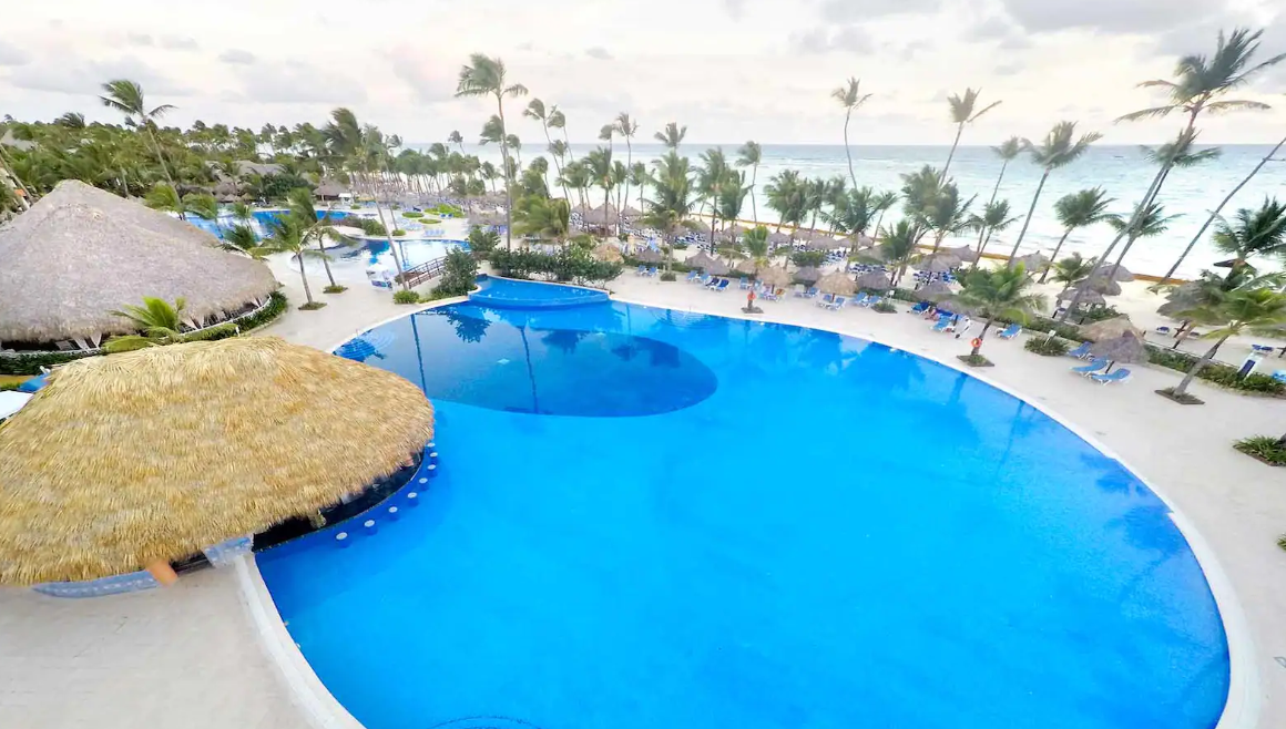 bahia-bavaro-pool