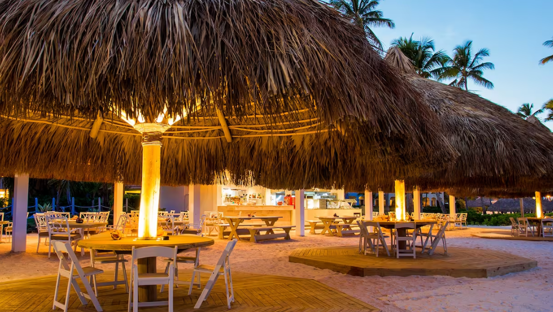 melia-caribe-beach-bar-areas