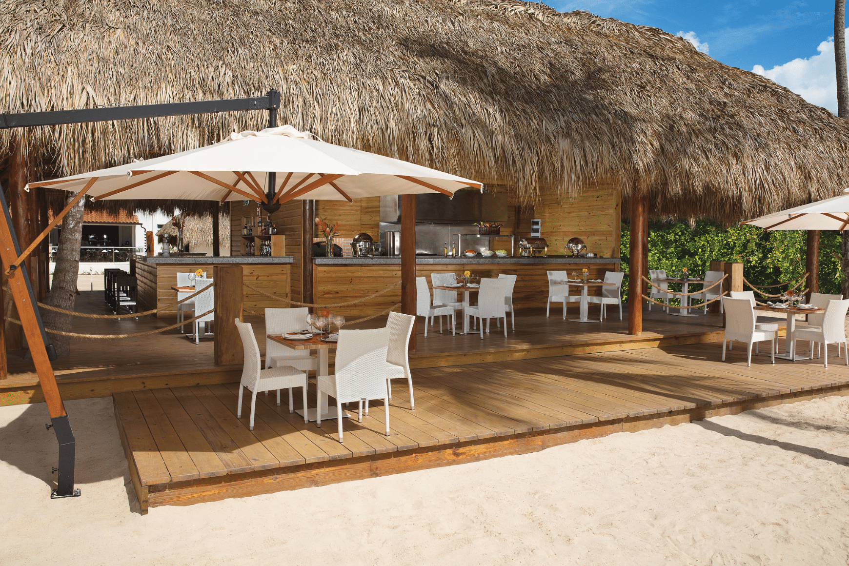 dreams-dominicus-barefootgrill-1a-cb