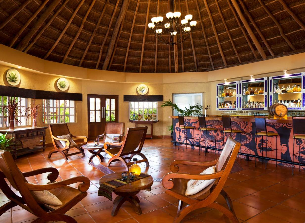 el-dorado-seaside-suites-bar