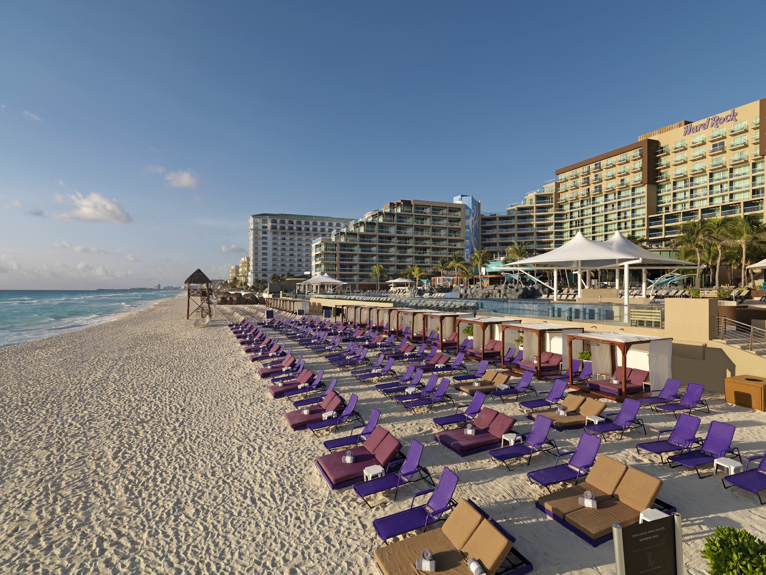 hard-rock-cancun-beach-3
