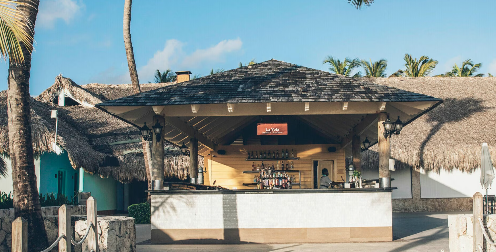 iberostar-punta-cana-beach-bars