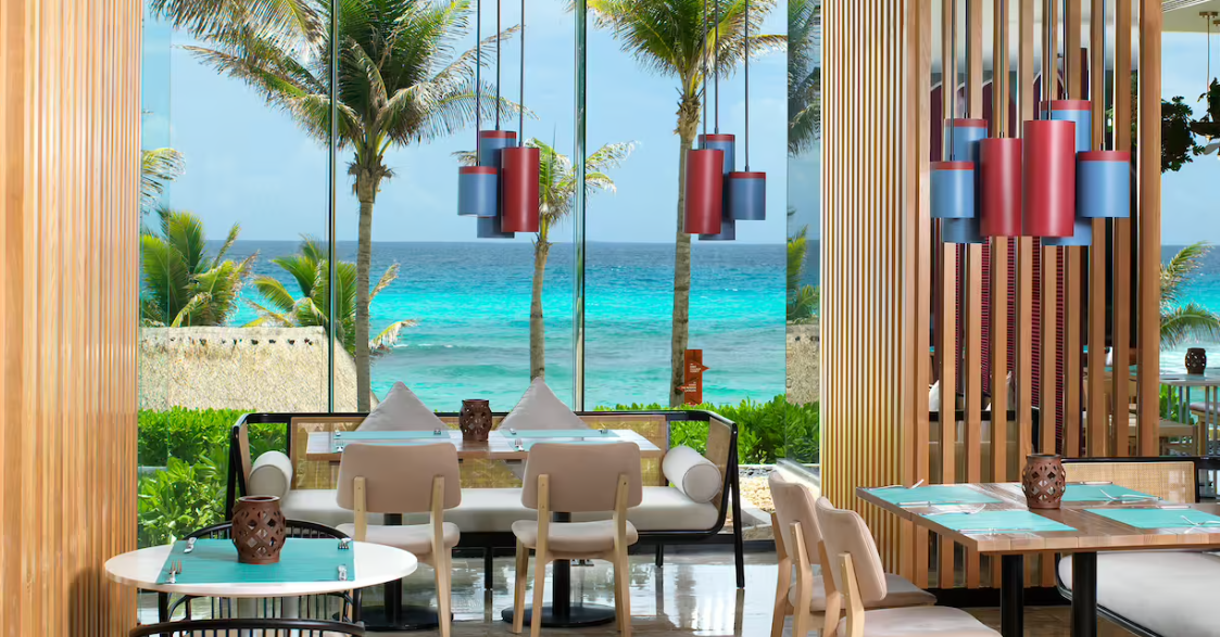 beachfront-dining-2