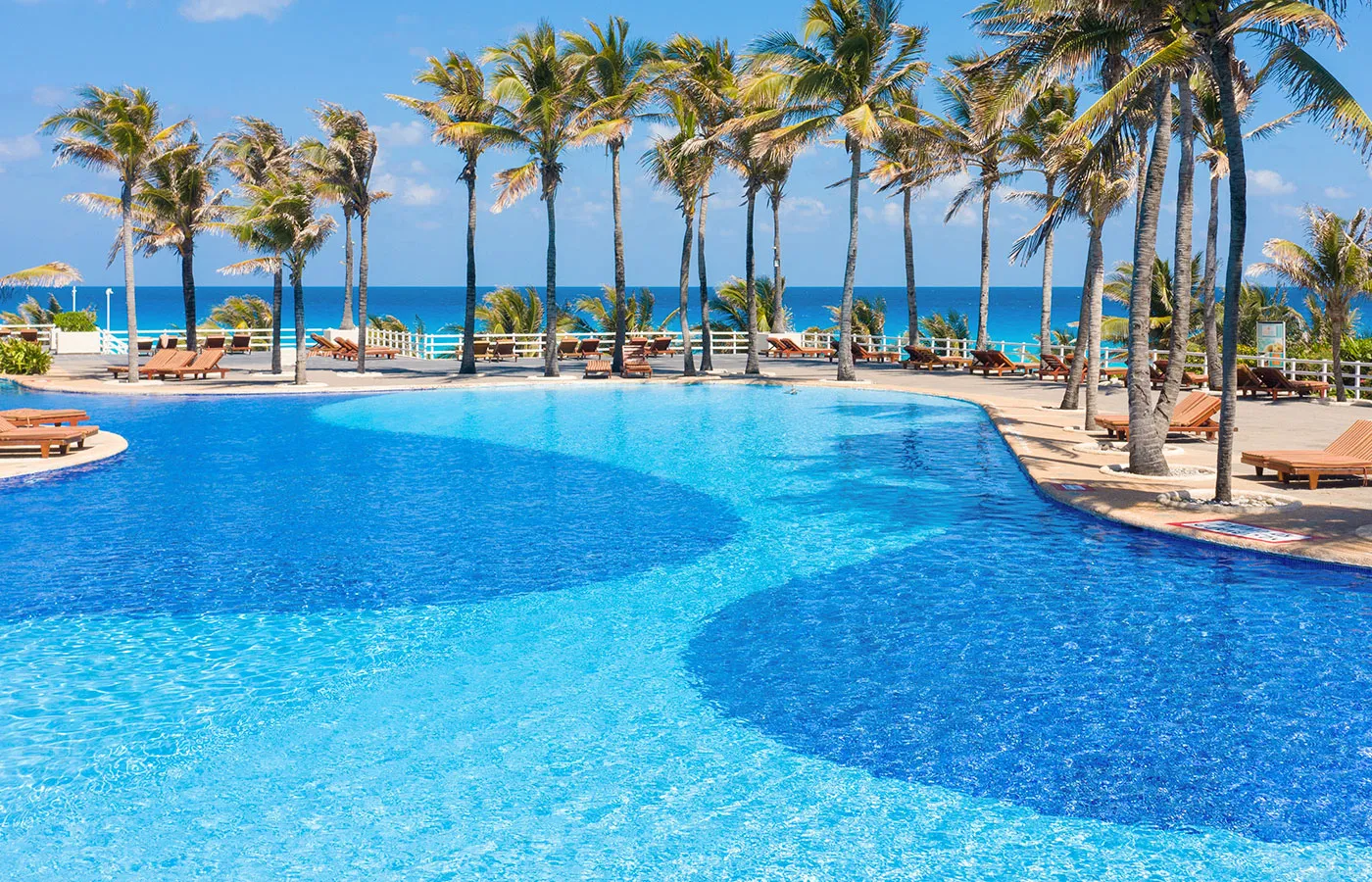 grand-oais-pool