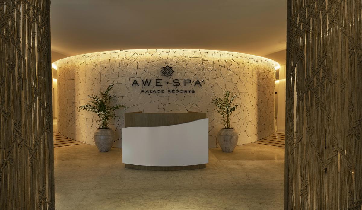 sun-palace_awe_spa_entrance
