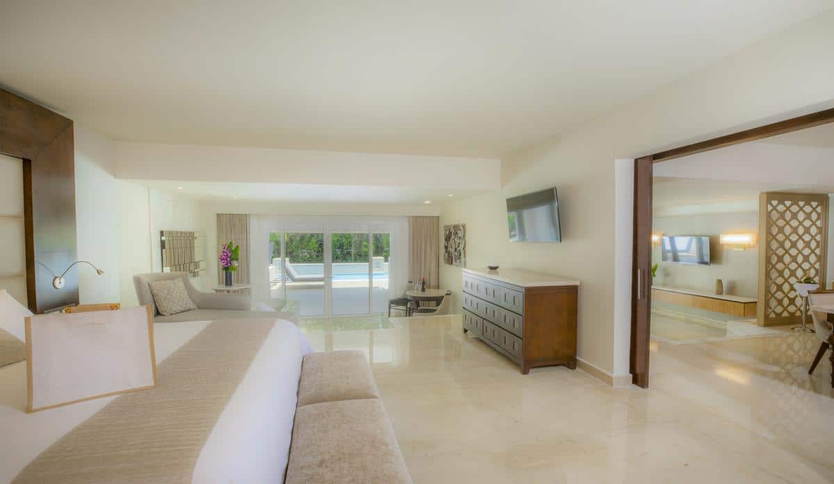 room-89227-231-presidential-suite