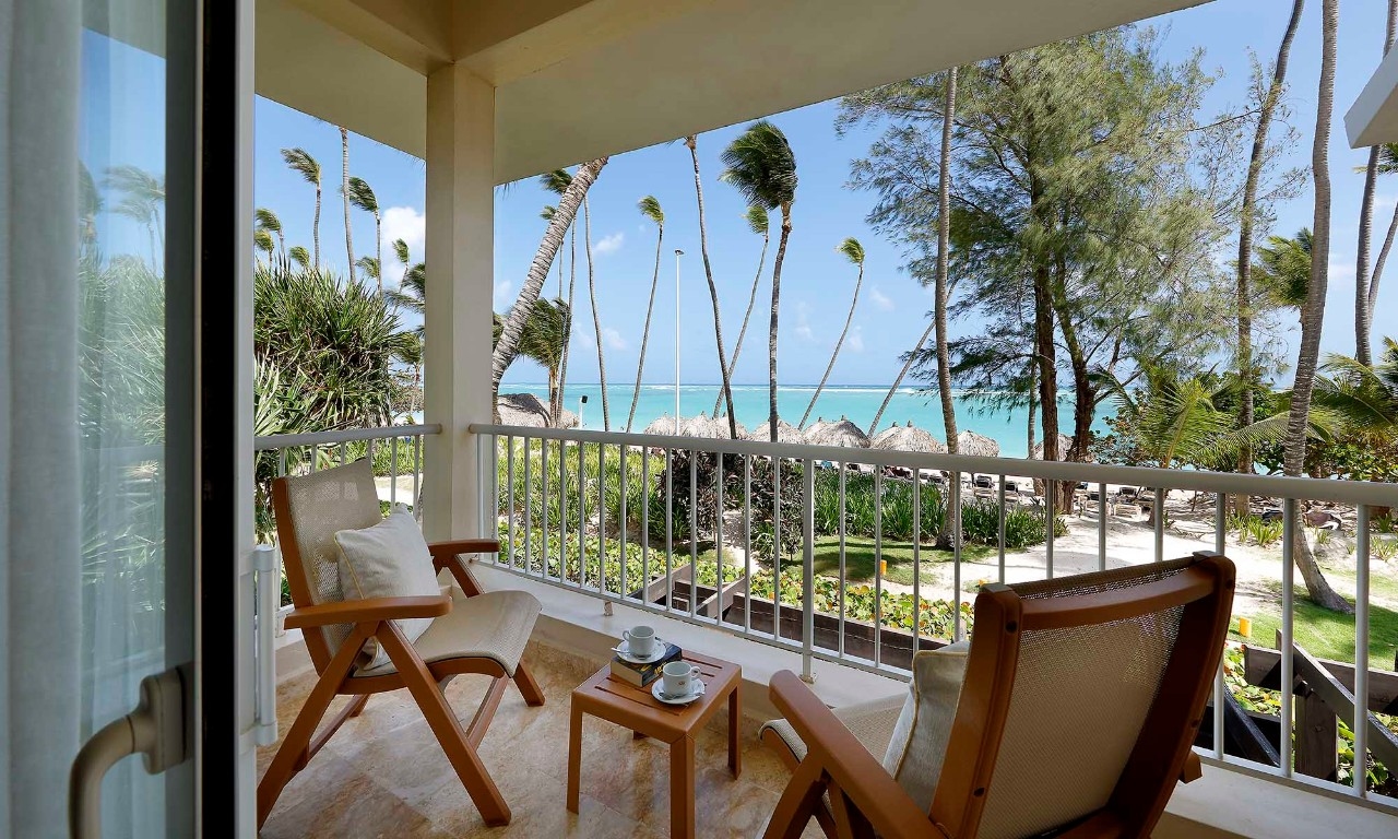 grand-palladium-palace-balcony-rooms