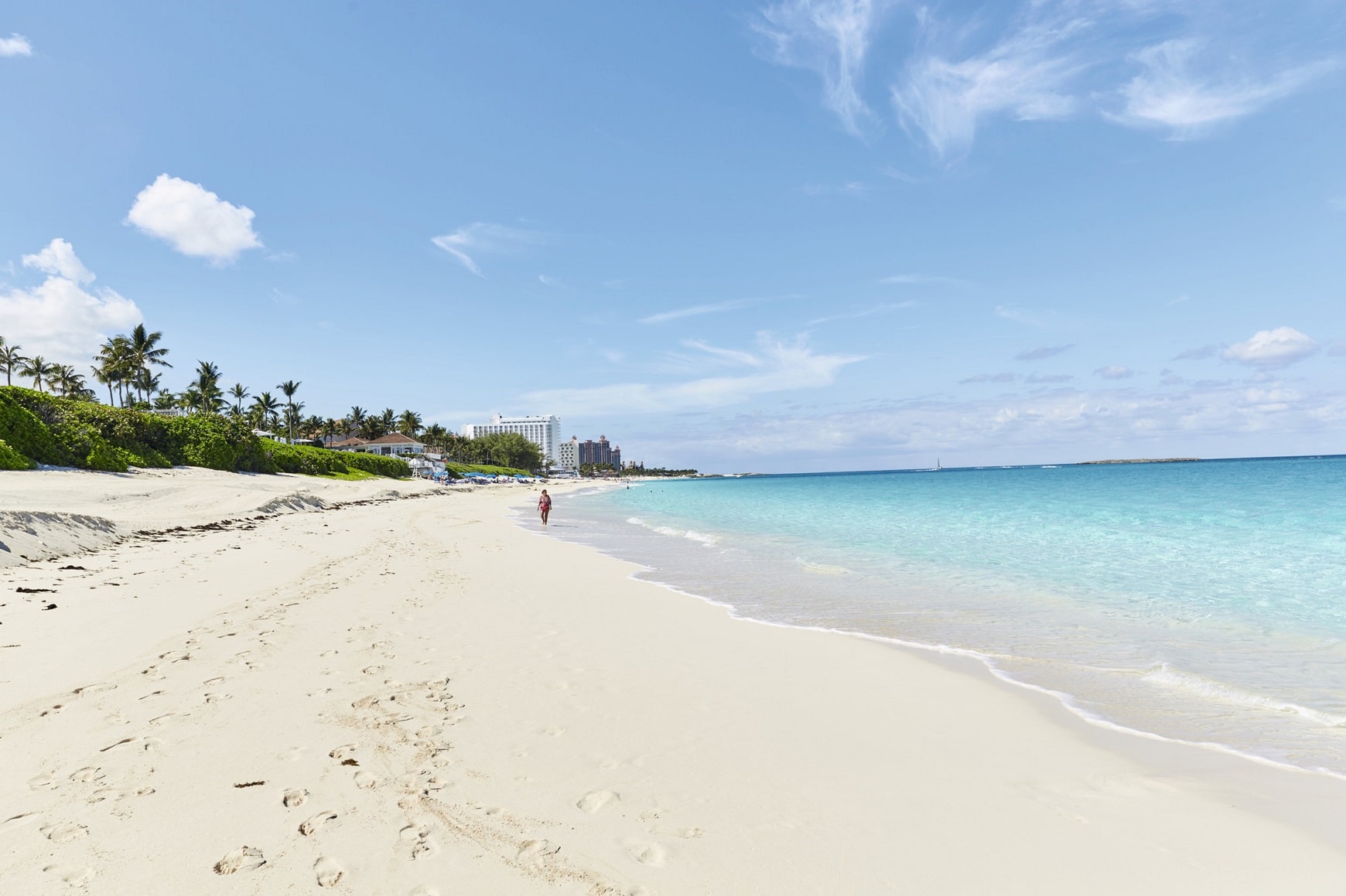 riu-palace-paradise-island-beach