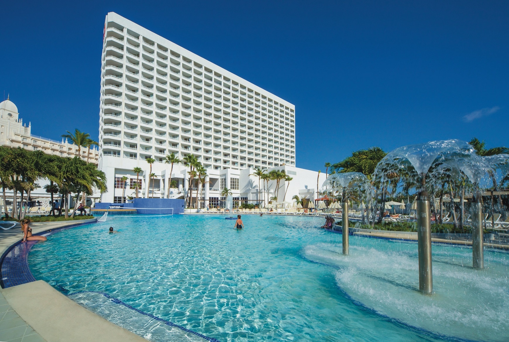 riu-palace-antillas-1
