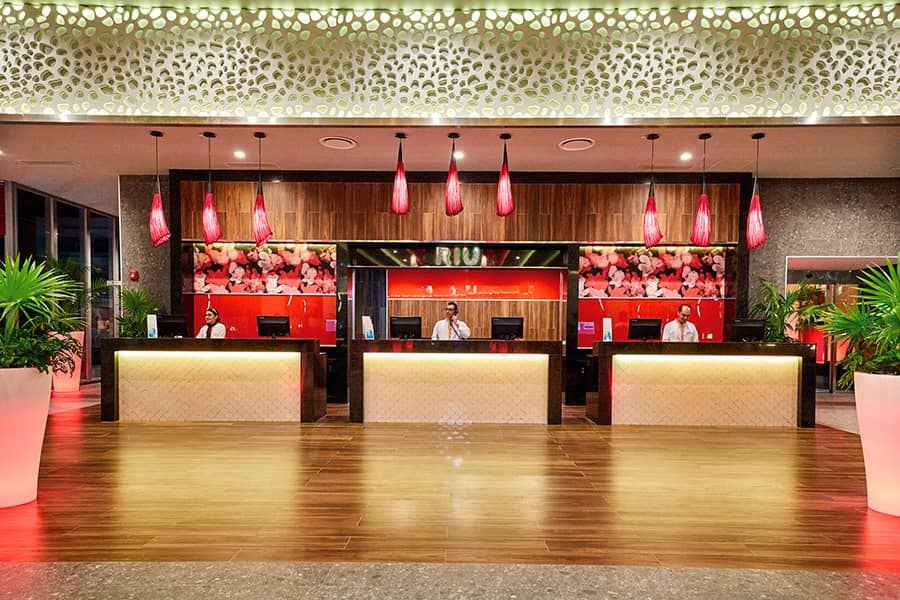 riu-palace-costa-mujeres-lobby