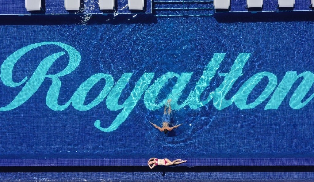 royalton-antigua-aerial-pool