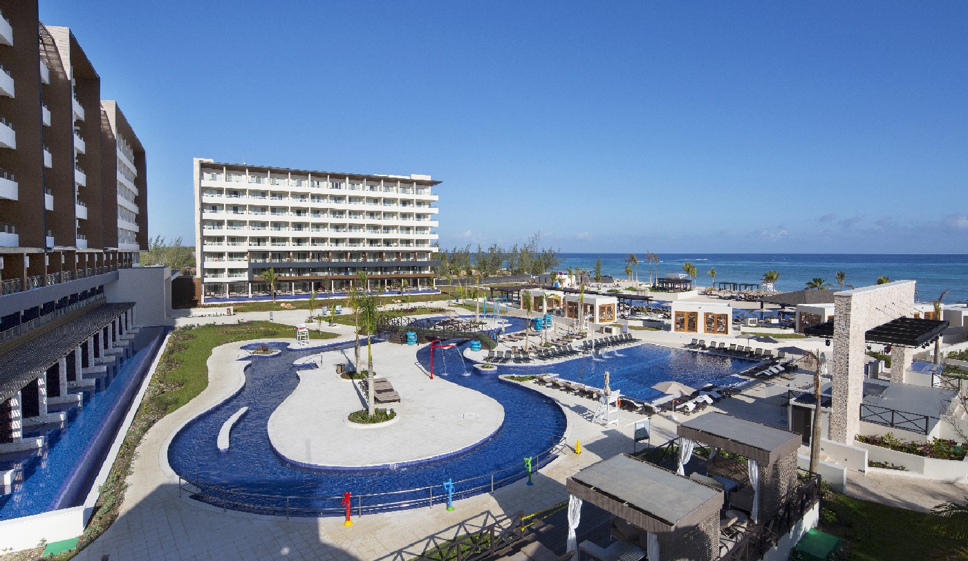 royalton-blue-waters-aerial