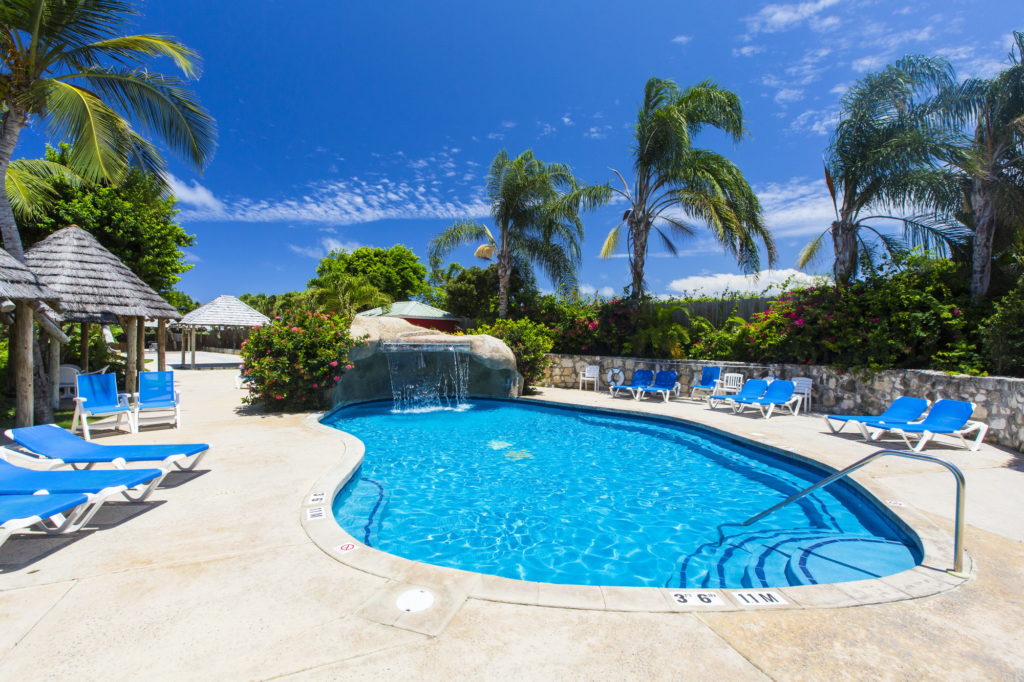 adults_pool_the_verandah_spa_and_resort_antigua_02
