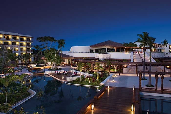 secrets-akumal-central-building