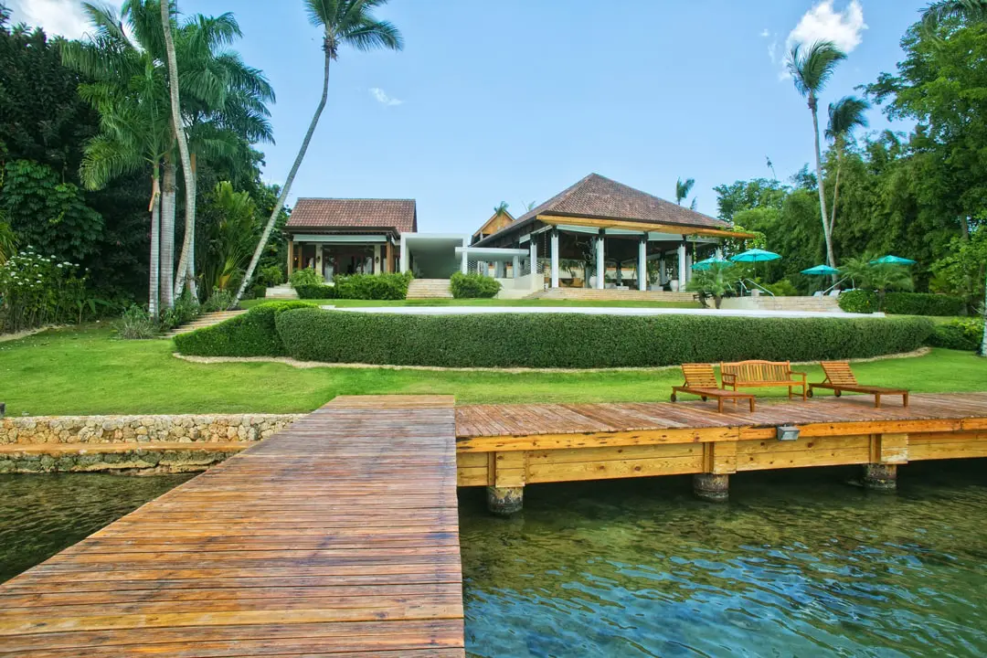 6-bdroom-oceanfront-villa-la-laguna-del-mar-casa-de-campo