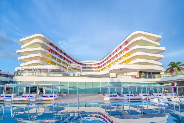 temptation-cancun-front