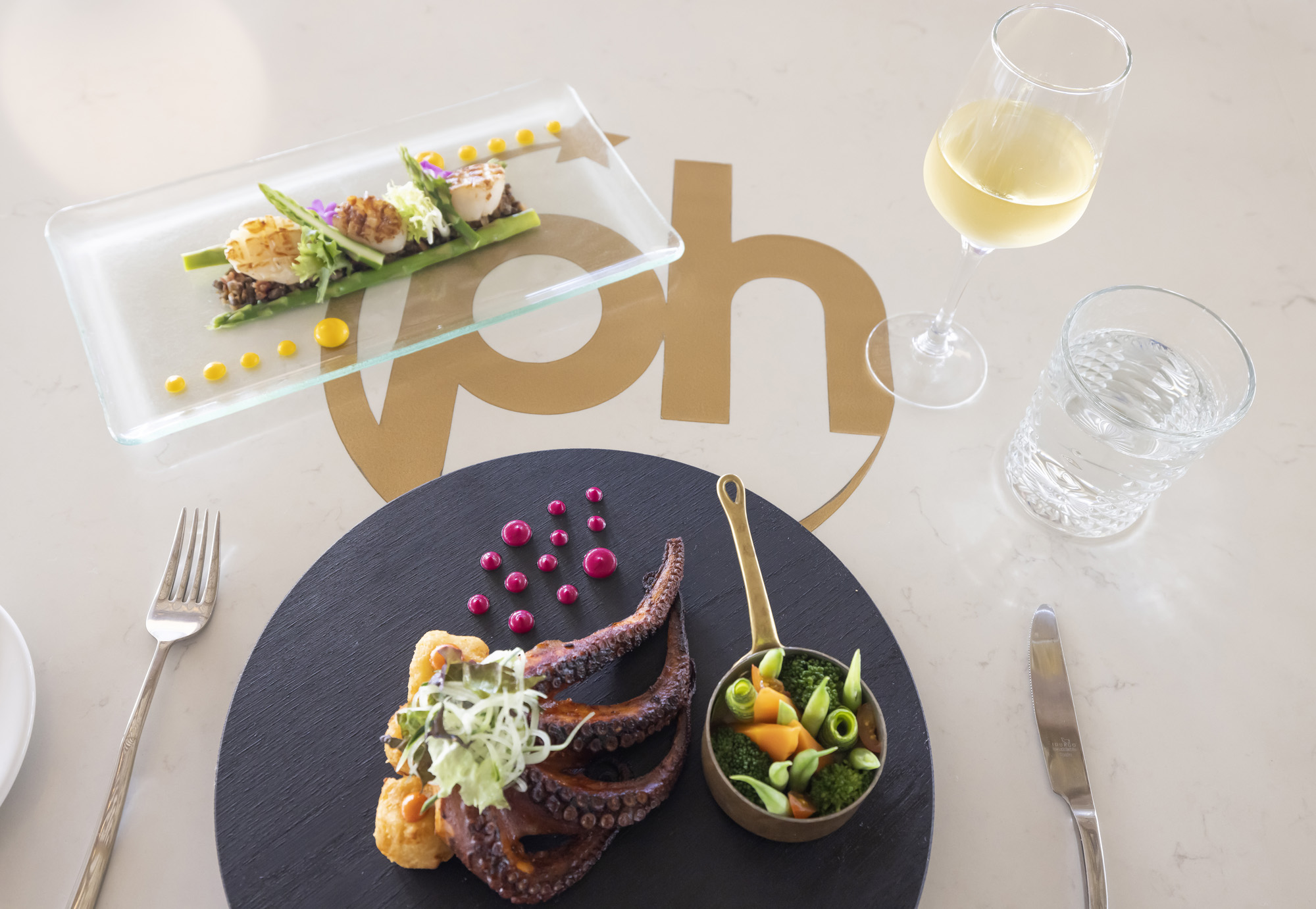 planet-hollywood-adult-scene-cancun-gastronomy
