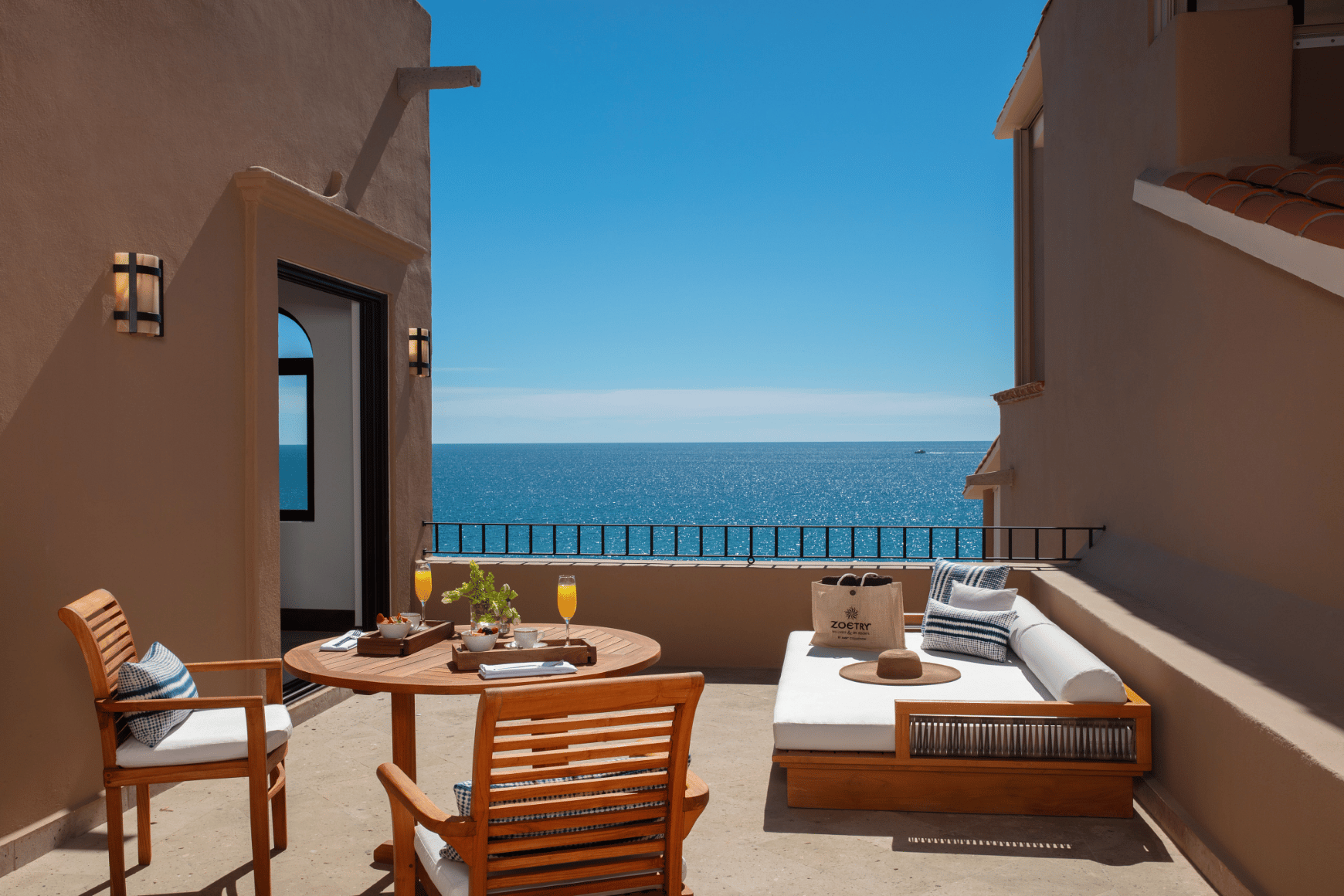 zoetry-casa-del-mar-1bed-of-ter-1a-cb
