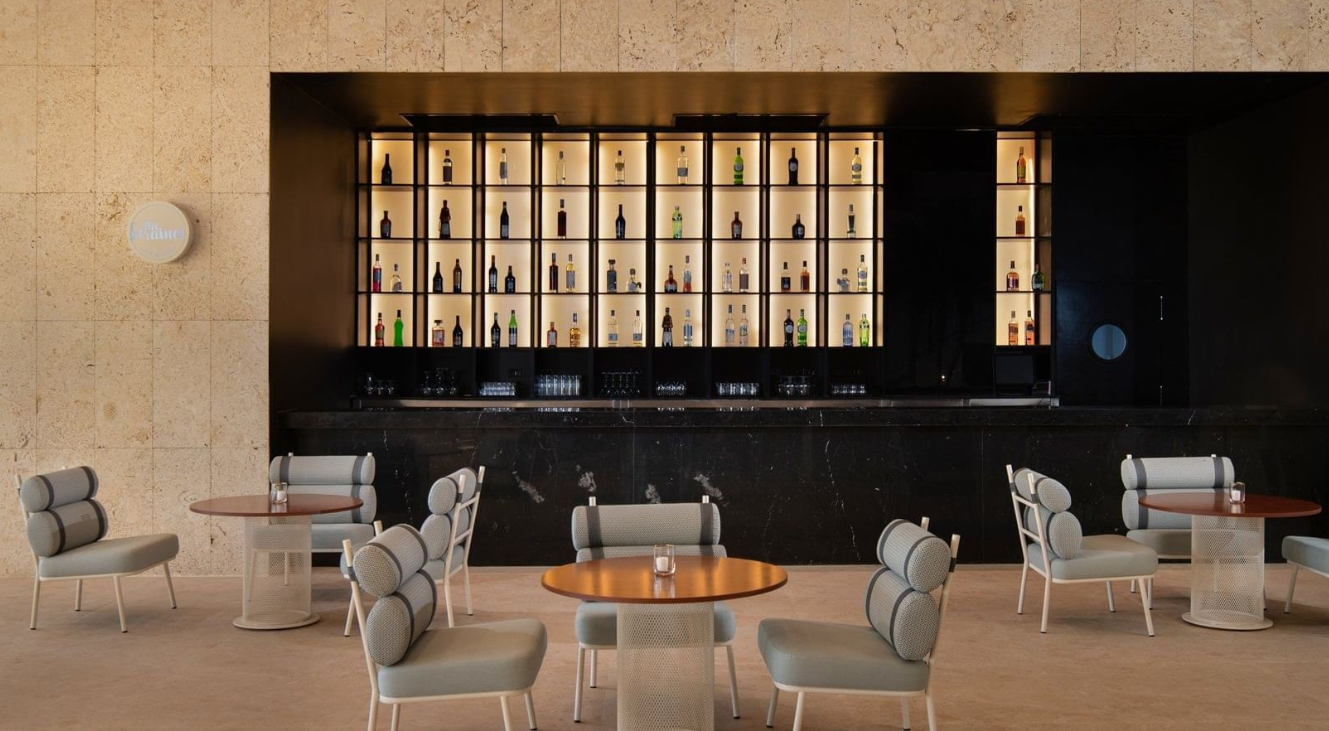 live-aqua-punta-cana-bar-lounge