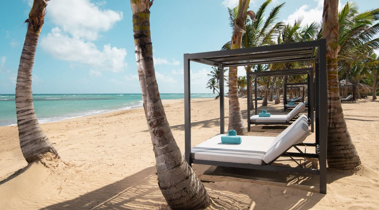 live-aqua-punta-cana-beach-bali-bed