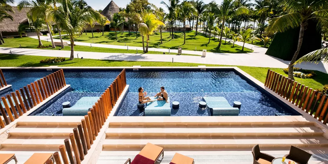 barcelo-maya-beach-caribe-swim-up-suites