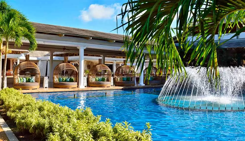 catalonia-bavaro-beach-bali-beds